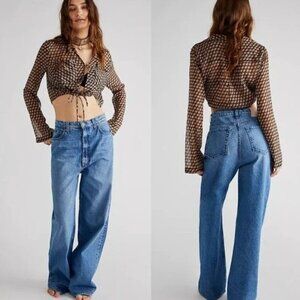 NWT Mother Snacks! The Yummy Puddle Wide Leg Jean in Delicious Memories Size 32